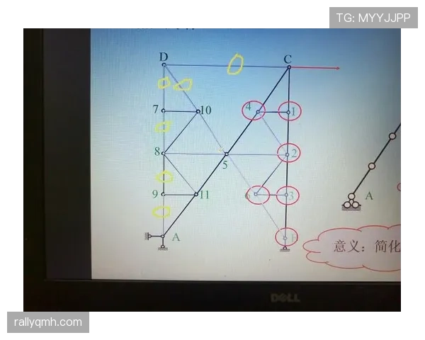 篮球规则中阻挡犯规的判定标准与常见场景解析 篮球规则中阻挡犯规的判定标准与常见场景解析